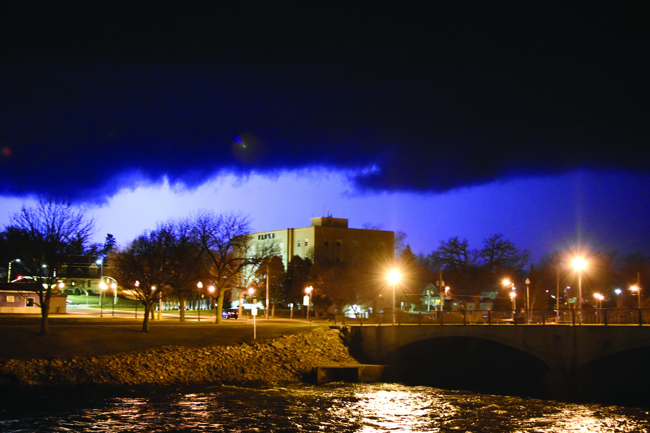 Iowa storm brought on by unseasonable weather