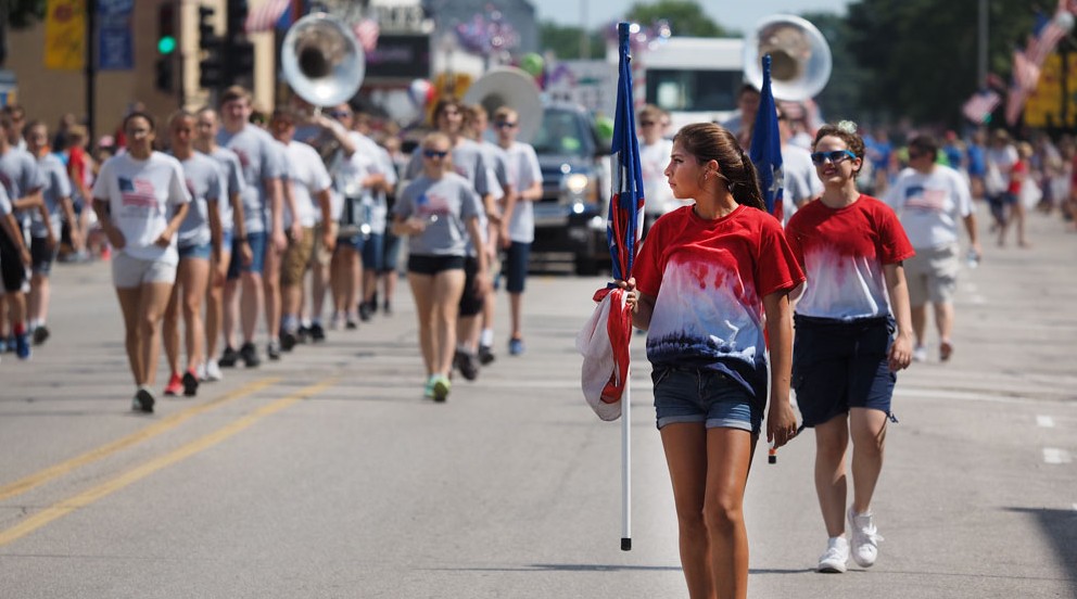 Charles City kicks off the Fourth with huge parade